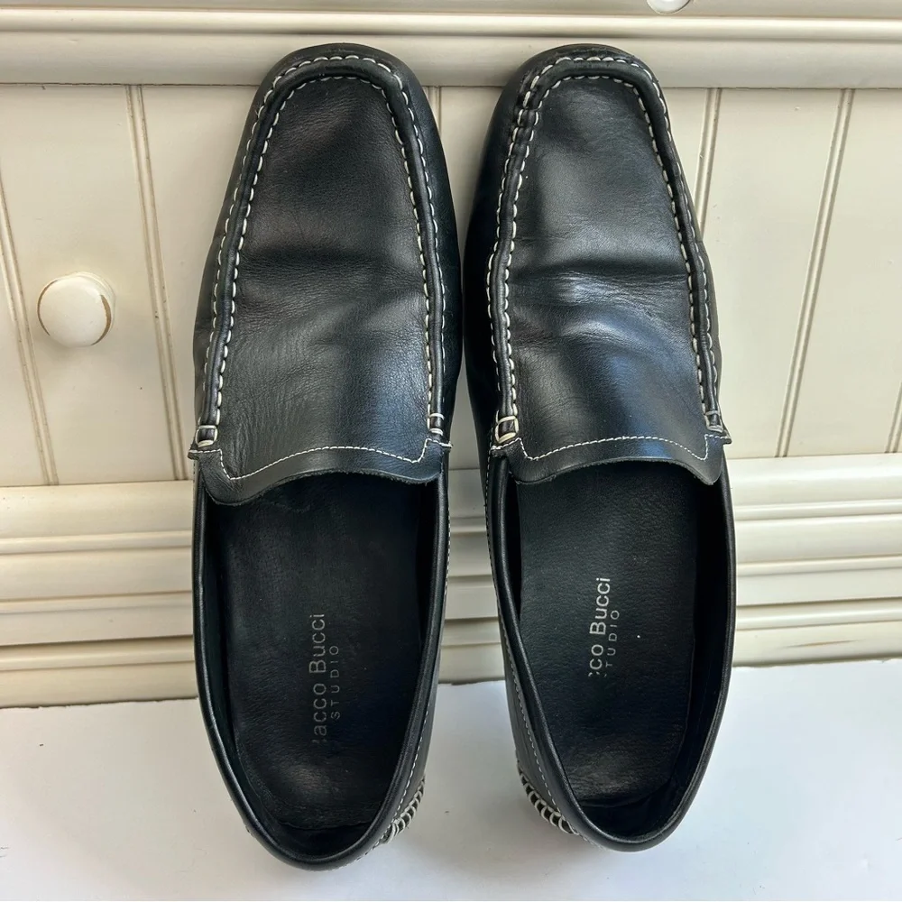 Bacco Bucci Leather Driving Loafers Classic Minimalist Business Casual Preppy